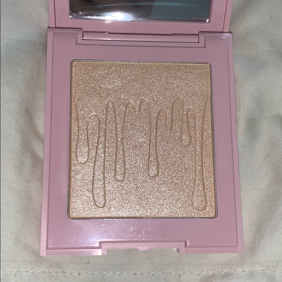 Makeup bundle - Picture 4 of 5